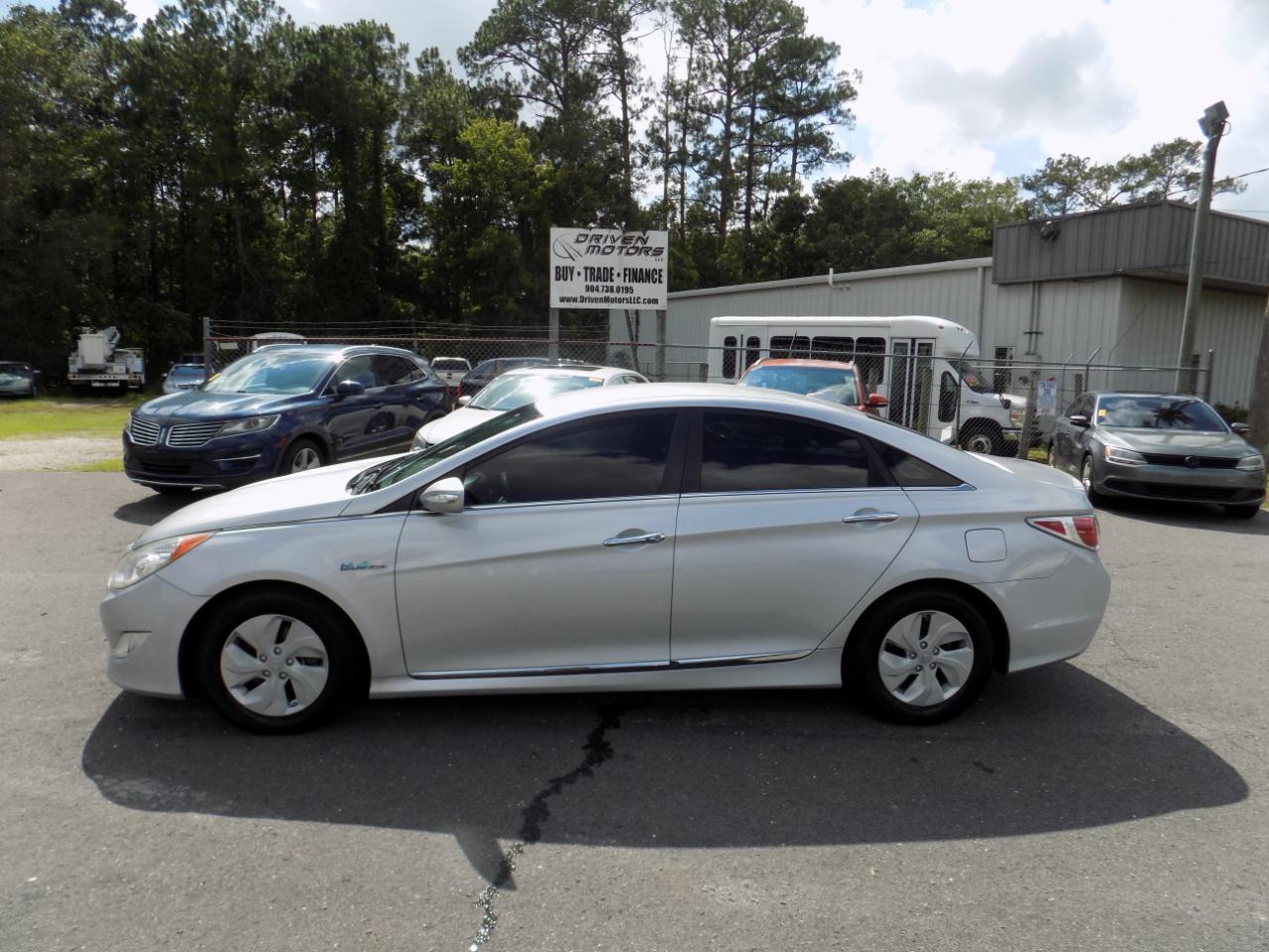 Hyundai Sonata Hybrid Sedan 2014