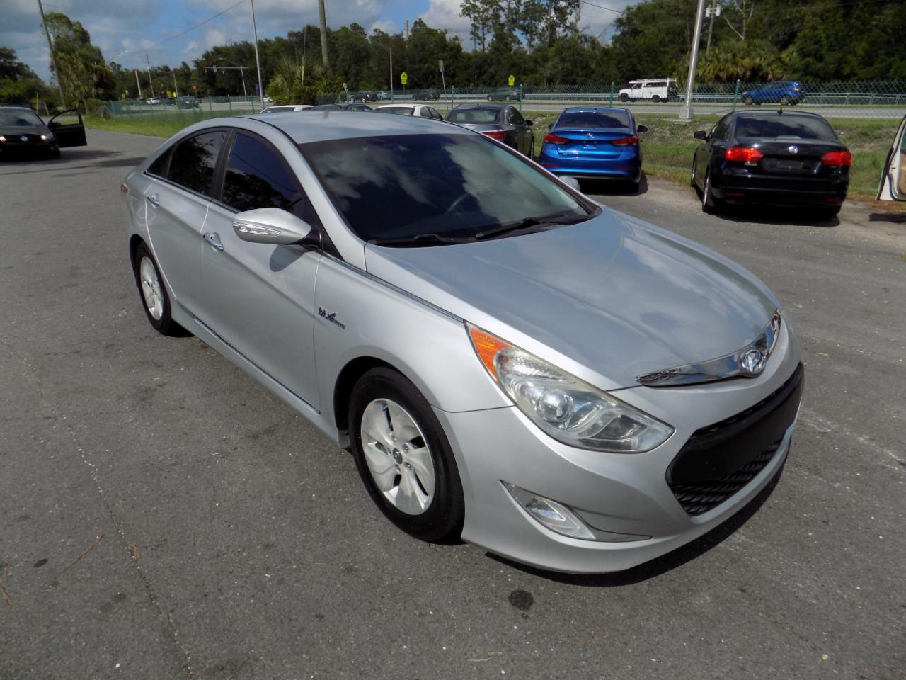 Hyundai Sonata Hybrid Sedan 2014