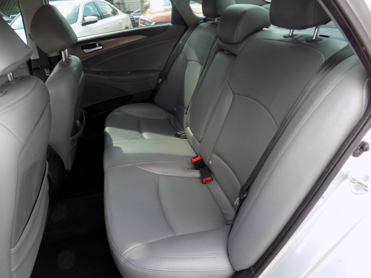 Hyundai Sonata Hybrid Sedan 2014