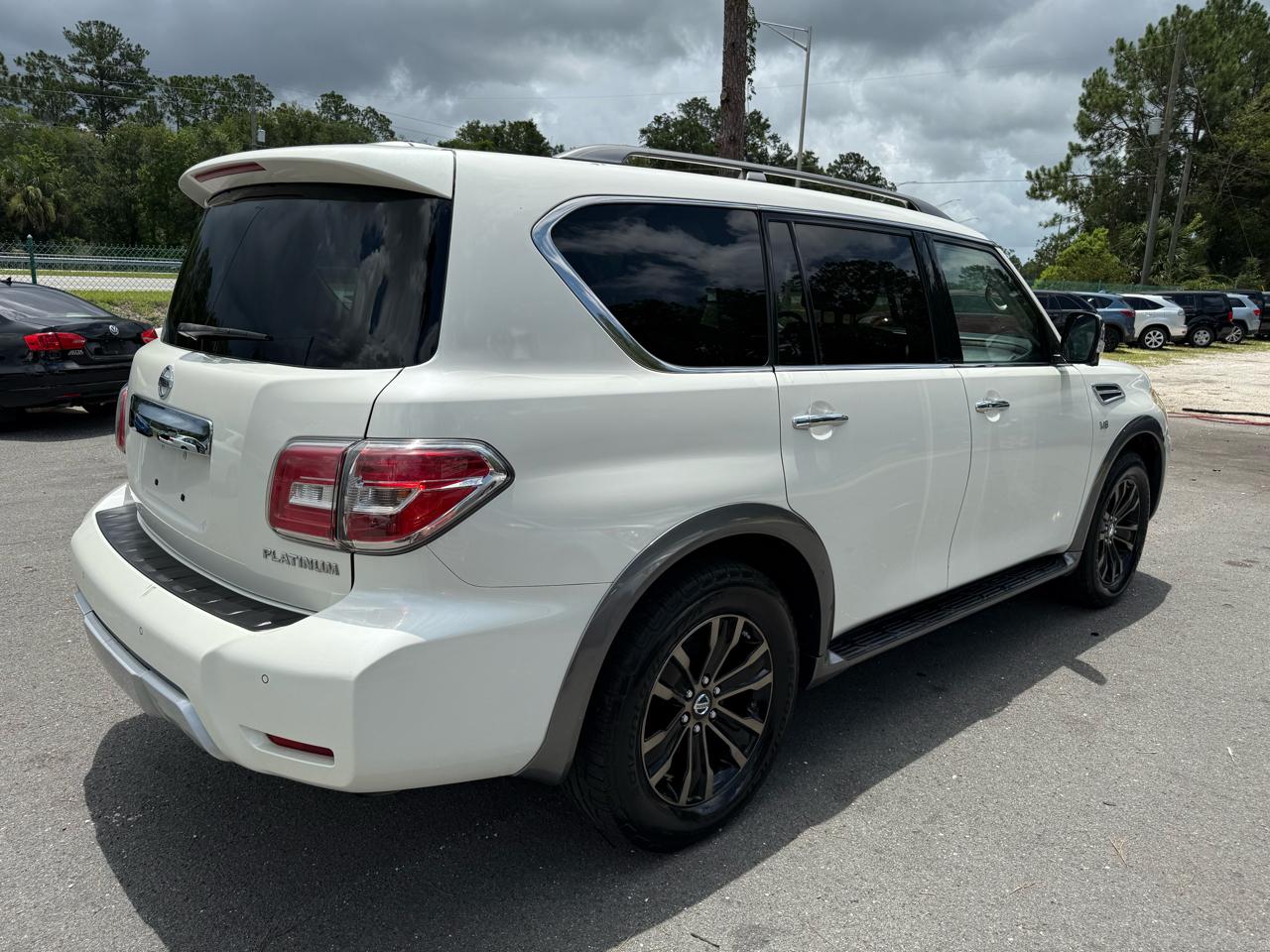 Nissan Armada Platinum 2WD 2017