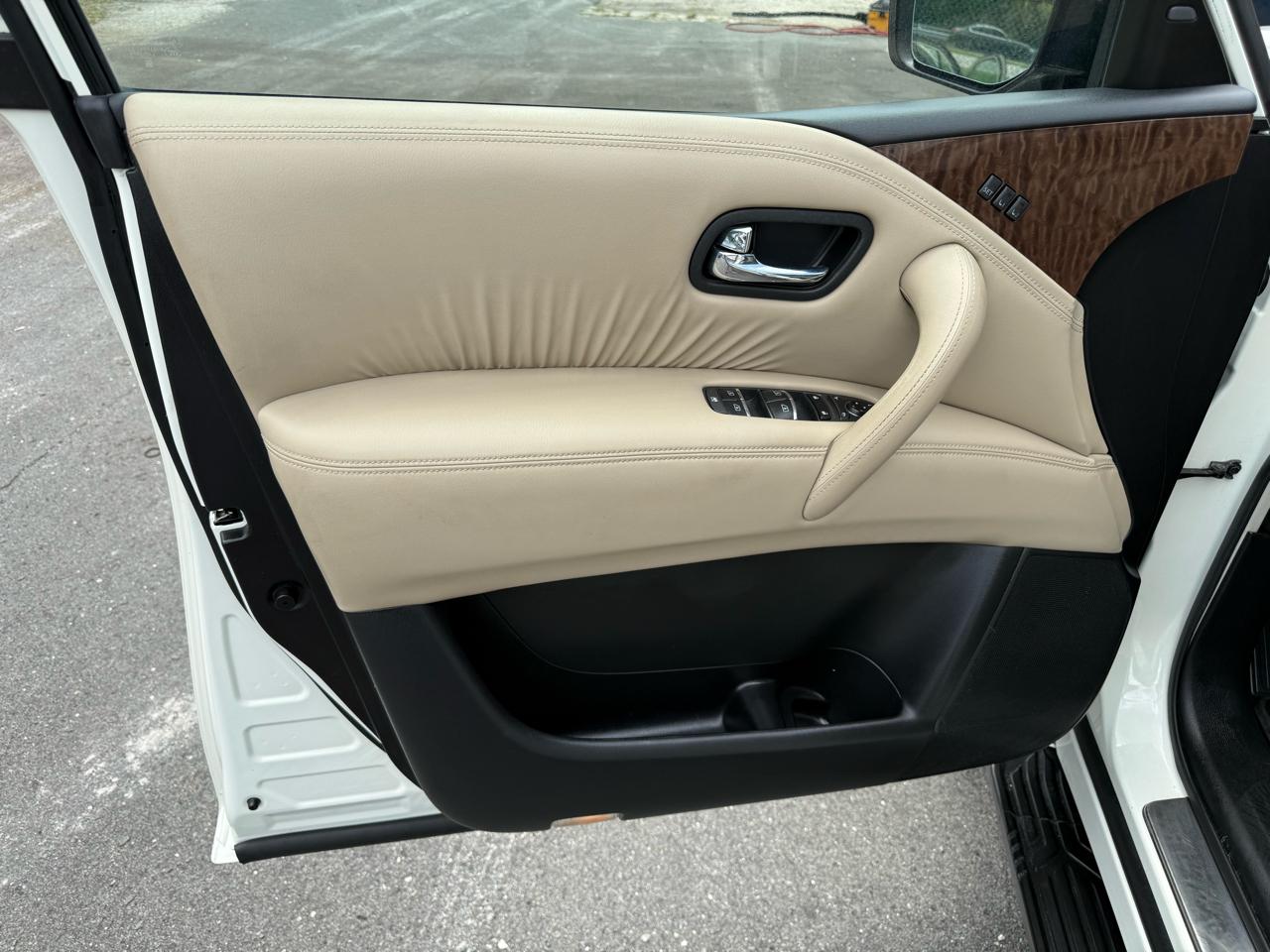 Nissan Armada Platinum 2WD 2017