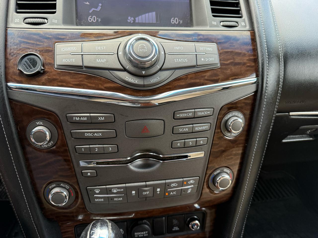 Nissan Armada Platinum 2WD 2017