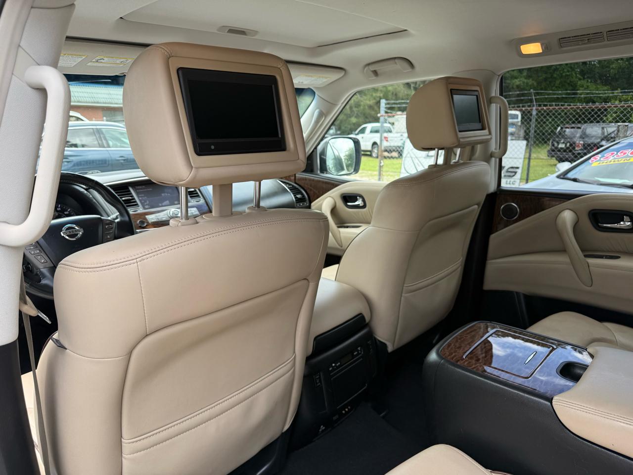 Nissan Armada Platinum 2WD 2017