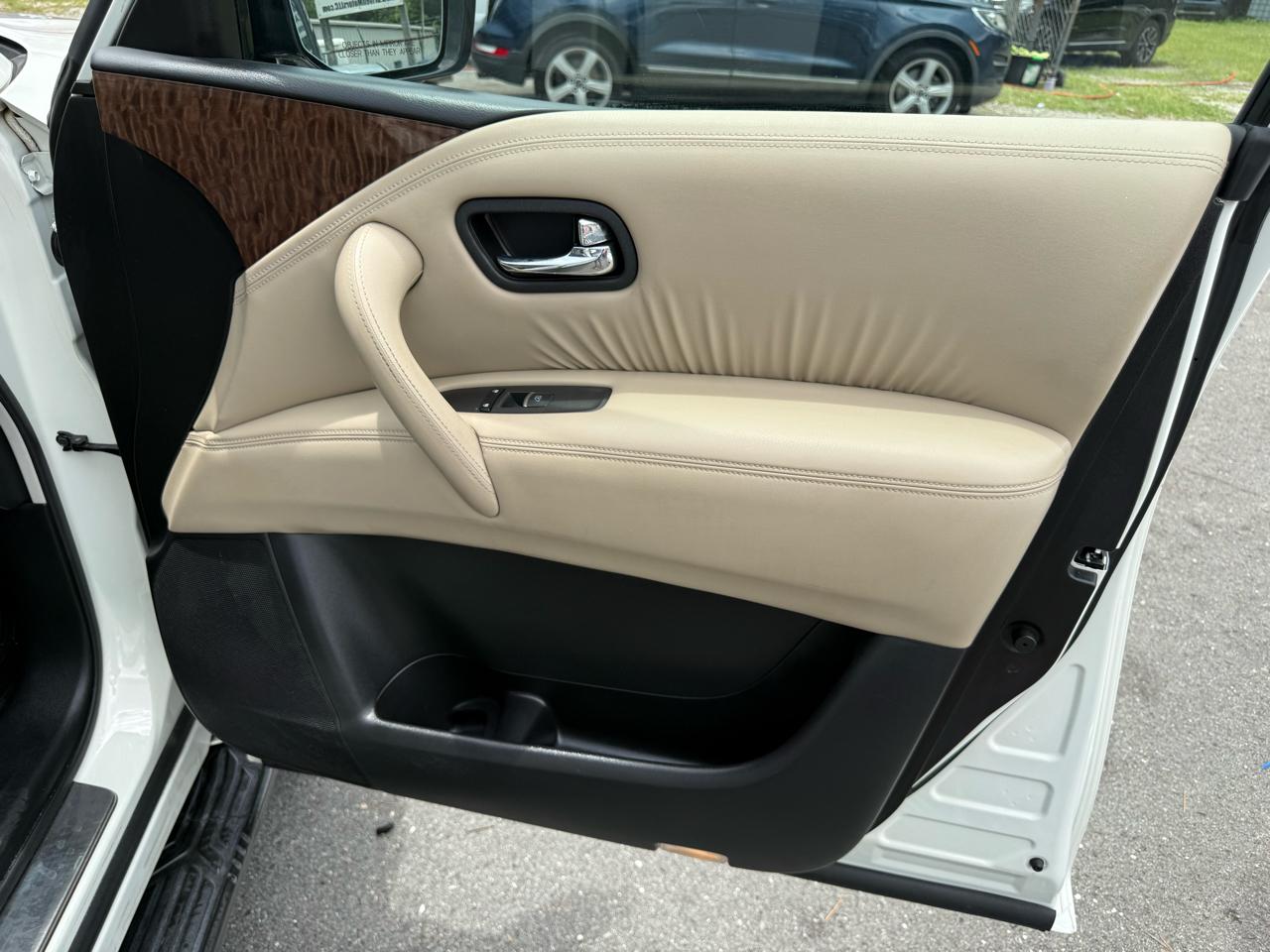 Nissan Armada Platinum 2WD 2017