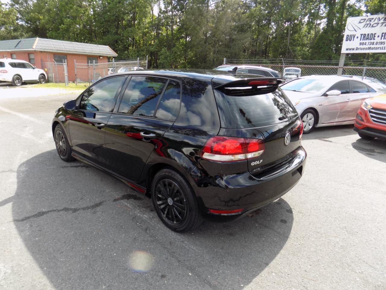 Volkswagen Golf 2.0L TDI w/Tech Package 4 Door 2014