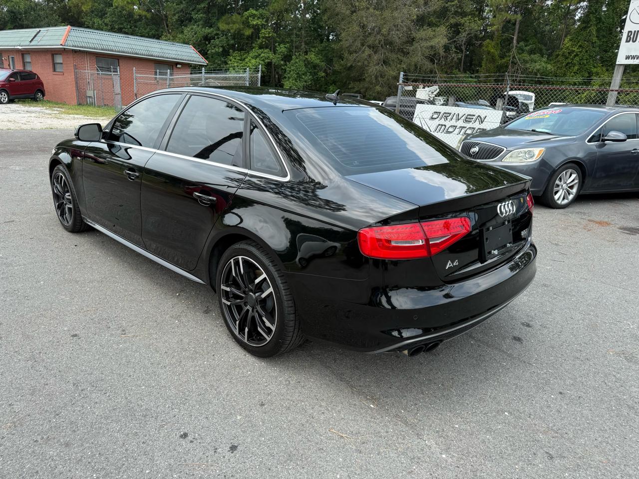 Audi A4  2015