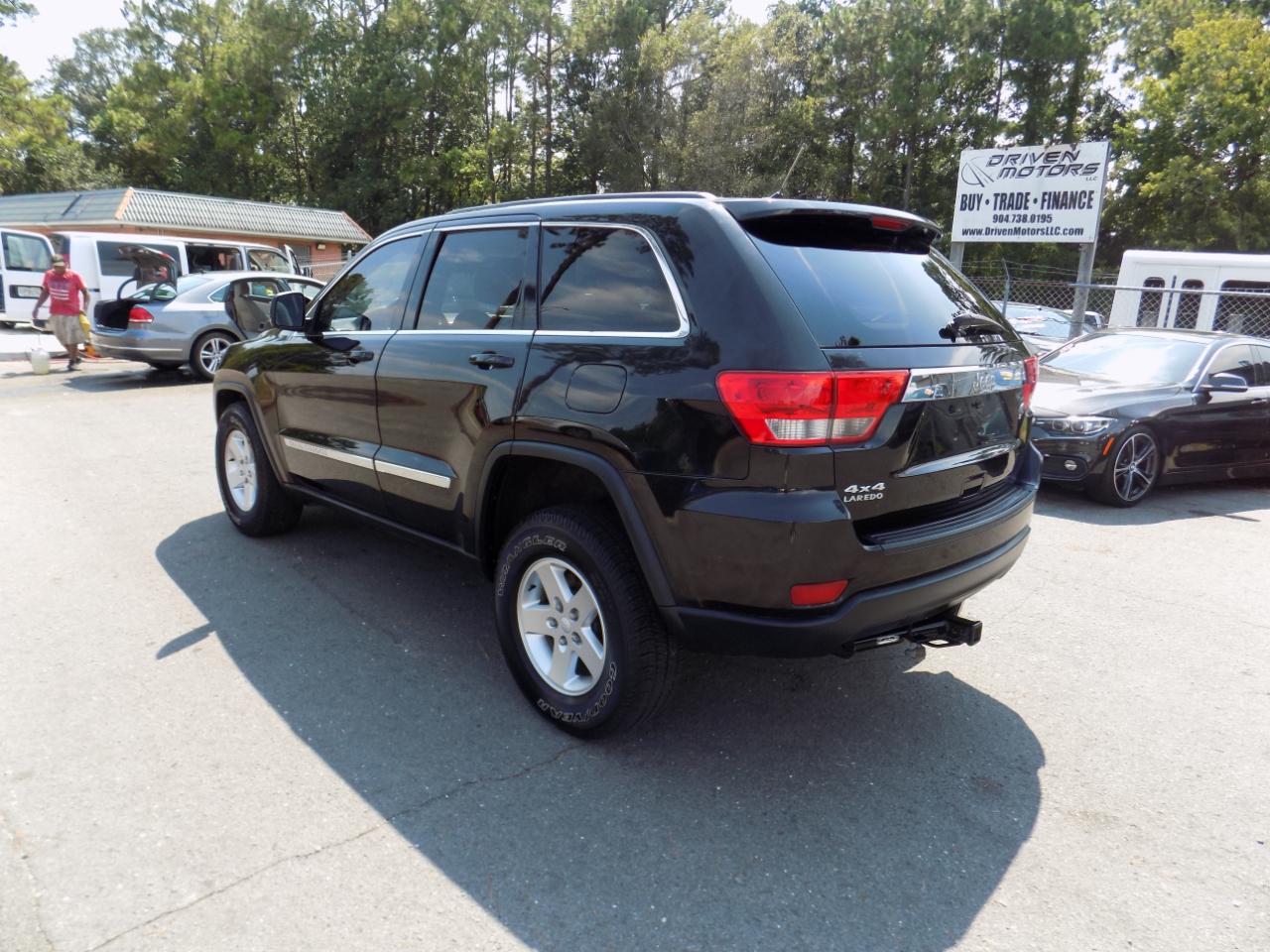 Jeep Grand Cherokee Laredo 4WD 2013