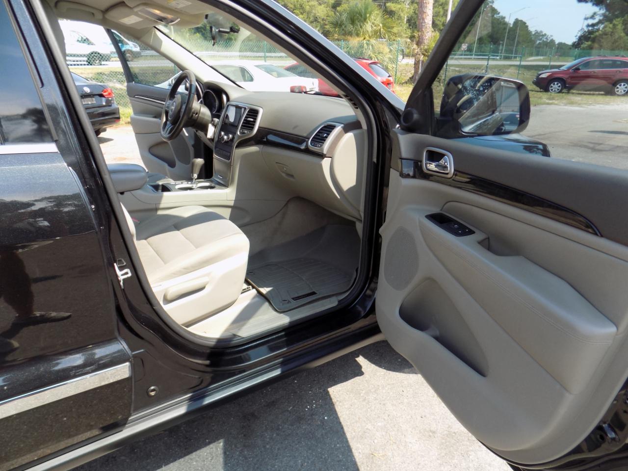 Jeep Grand Cherokee Laredo 4WD 2013