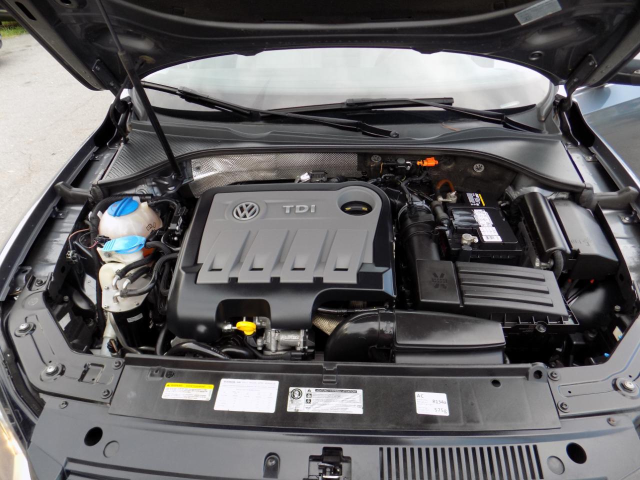 Volkswagen Passat 2.0L TDI SEL Premium 2014