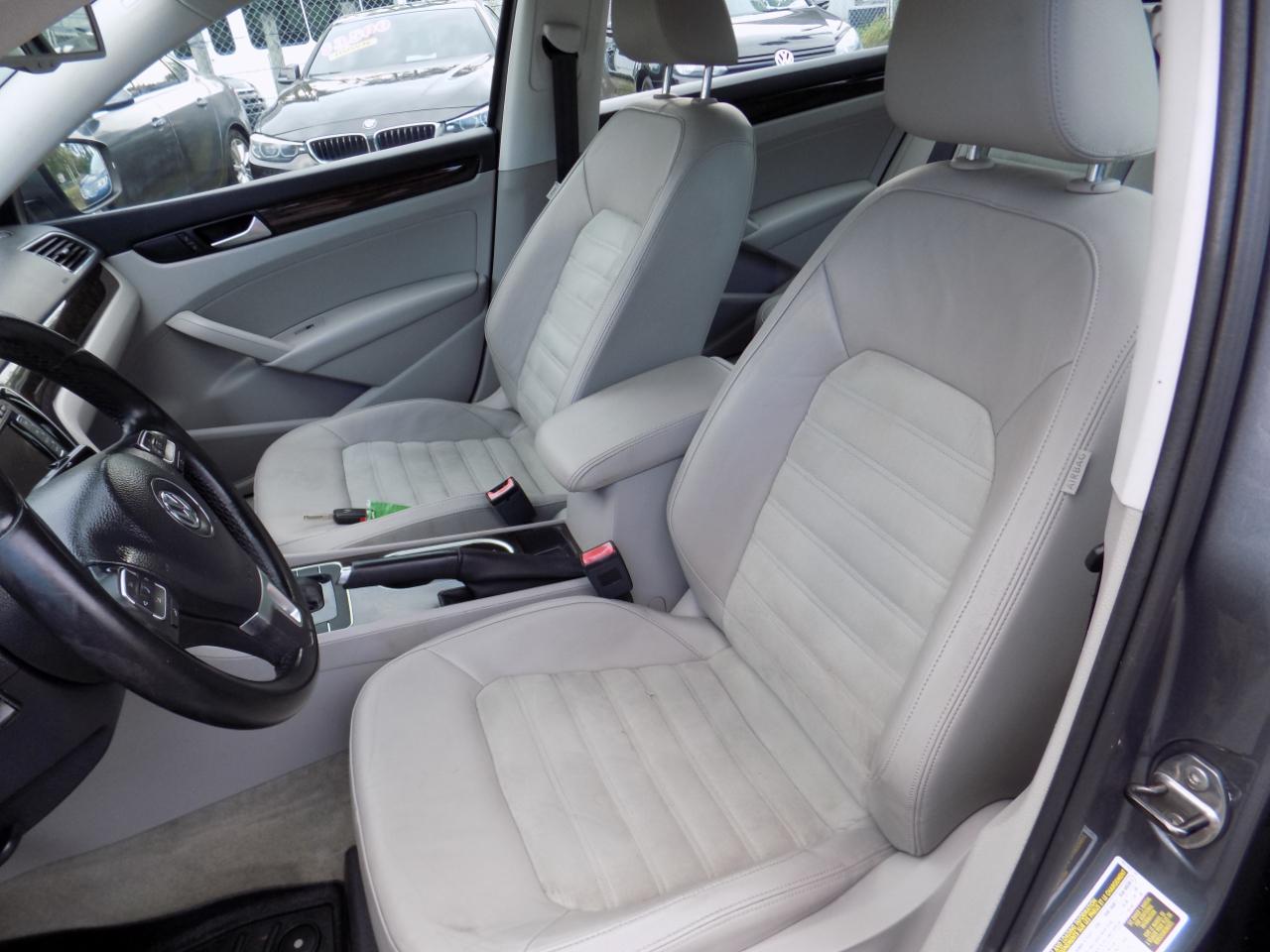 Volkswagen Passat 2.0L TDI SEL Premium 2014