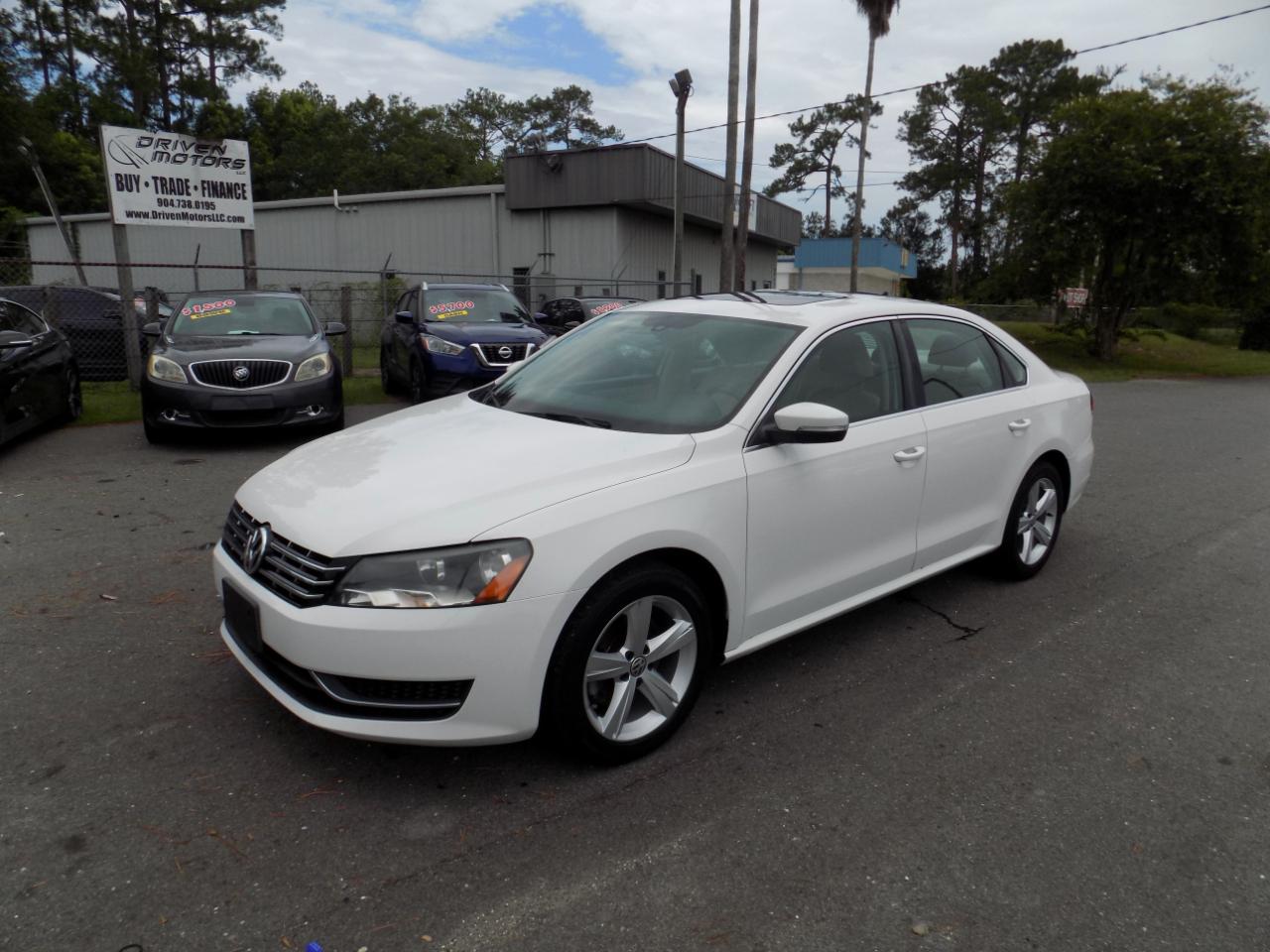 Volkswagen Passat 2.0L TDI SE AT 2013