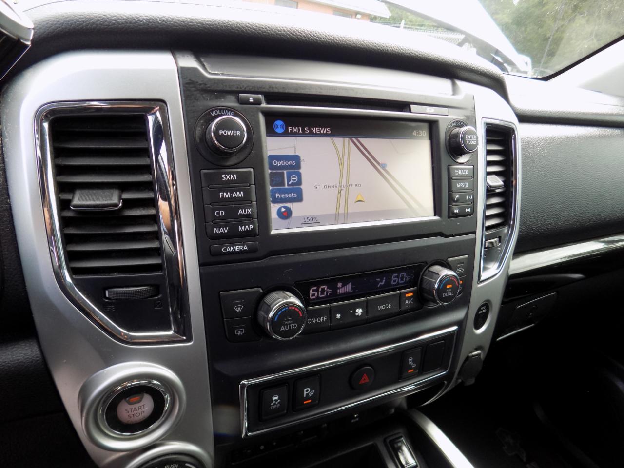 Nissan Titan SV Crew Cab 4WD 2017