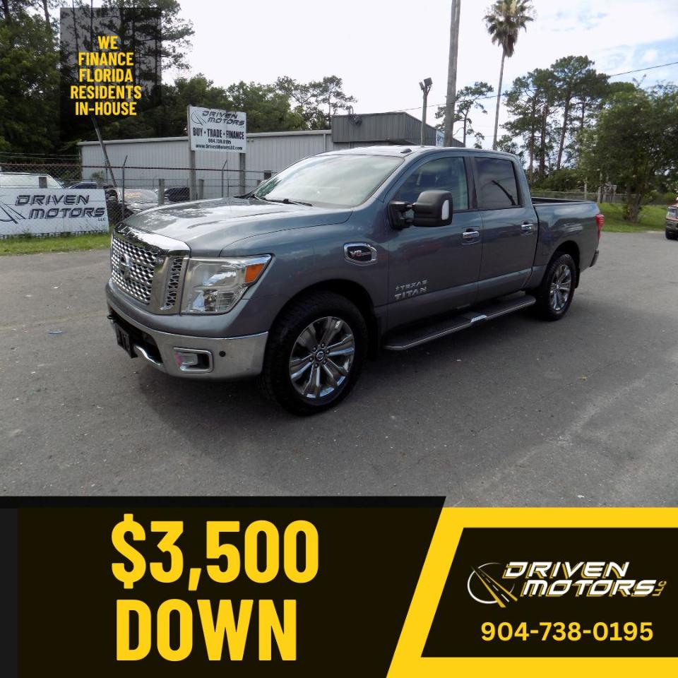 2017 Nissan Titan SV Crew Cab 4WD