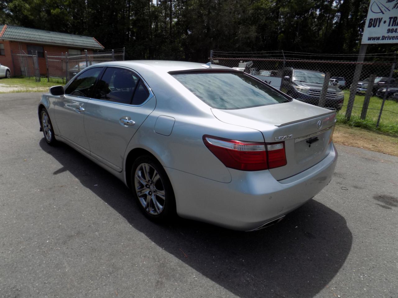 Lexus LS 460 L Luxury Sedan 2007