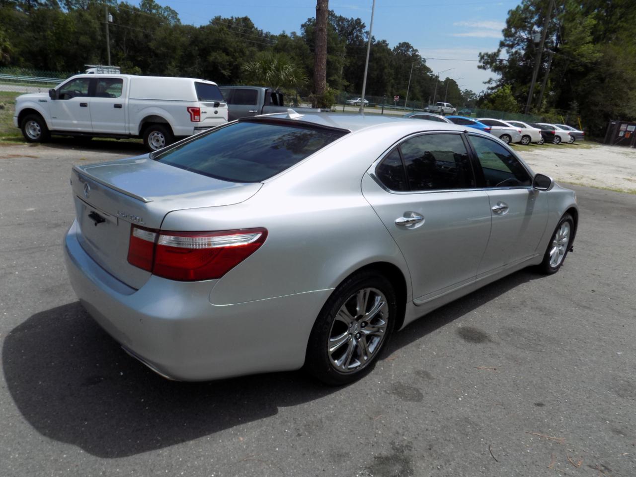 Lexus LS 460 L Luxury Sedan 2007