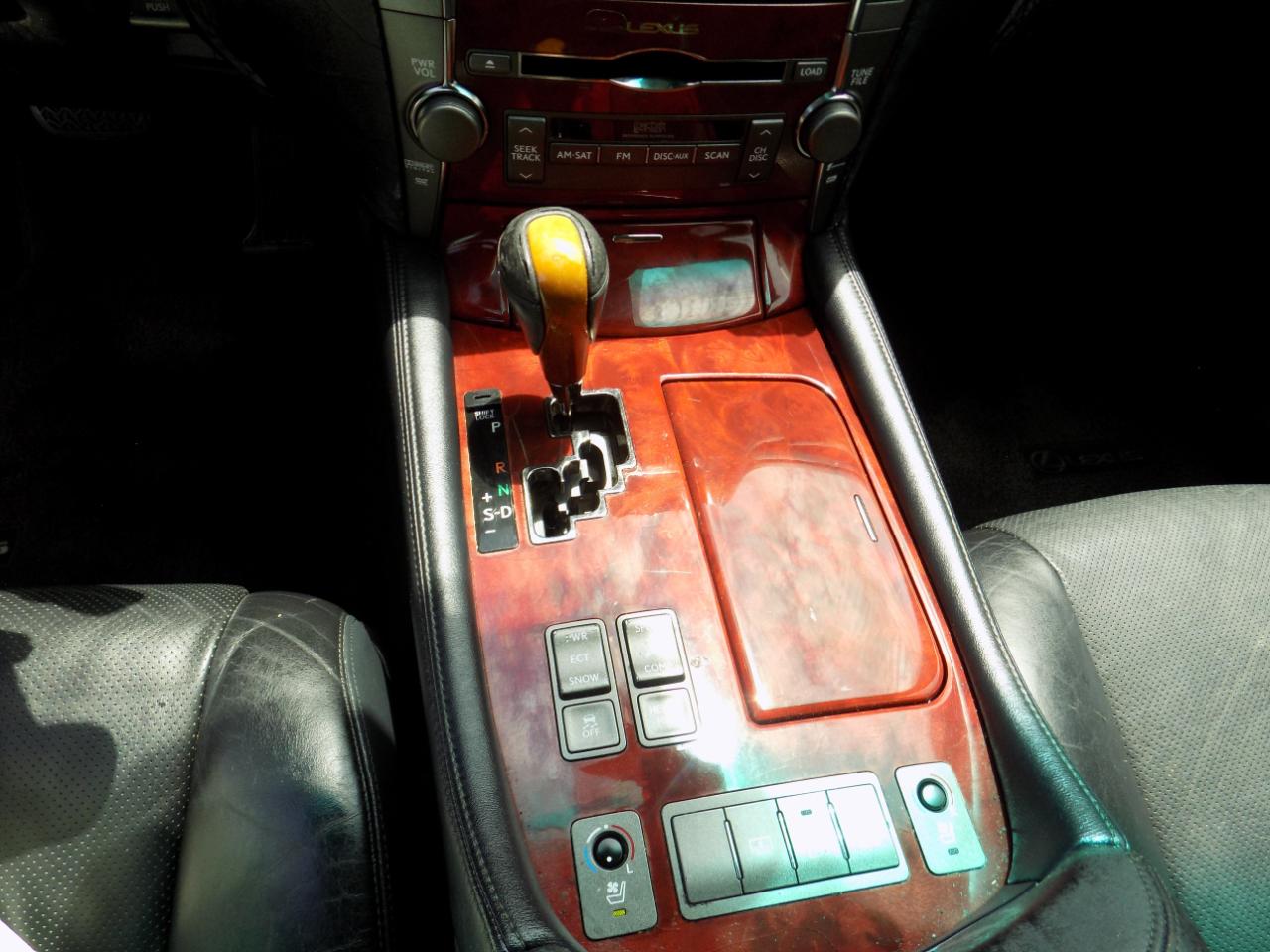Lexus LS 460 L Luxury Sedan 2007