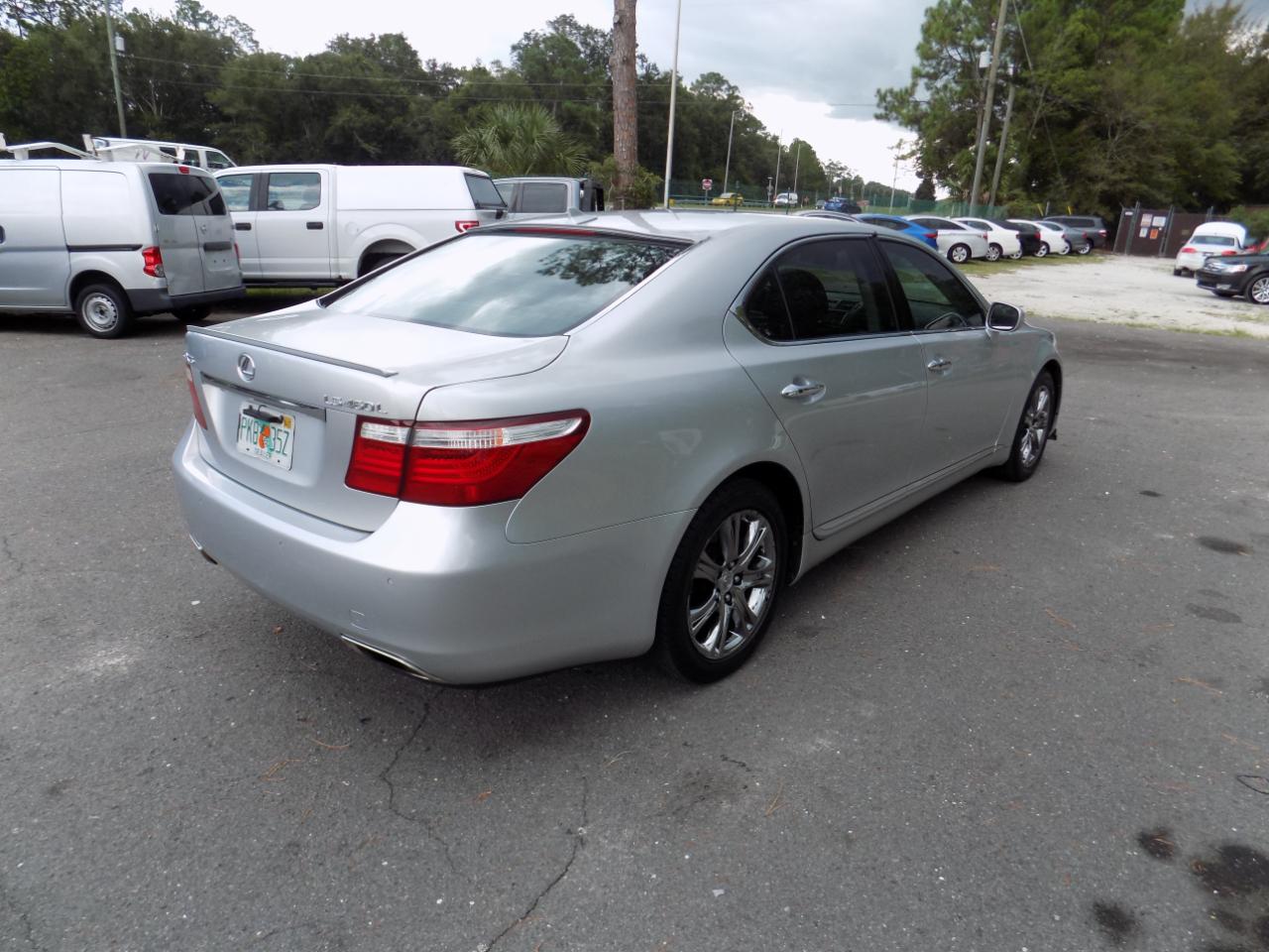 Lexus LS 460 L Luxury Sedan 2007