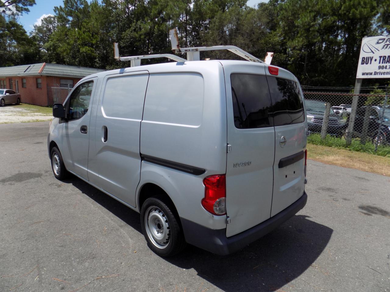 Nissan NV200 SV 2015