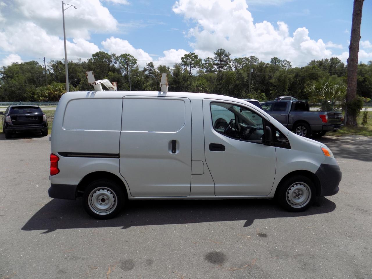 Nissan NV200 SV 2015