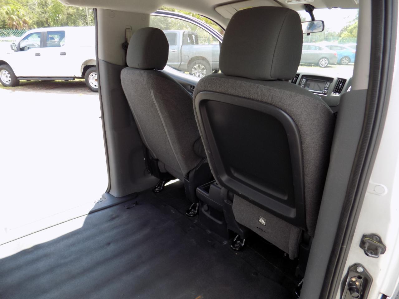 Nissan NV200 SV 2015