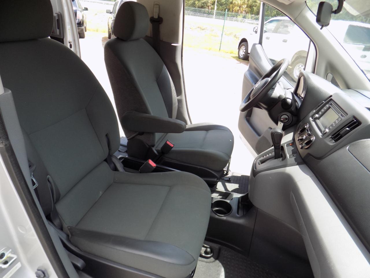 Nissan NV200 SV 2015