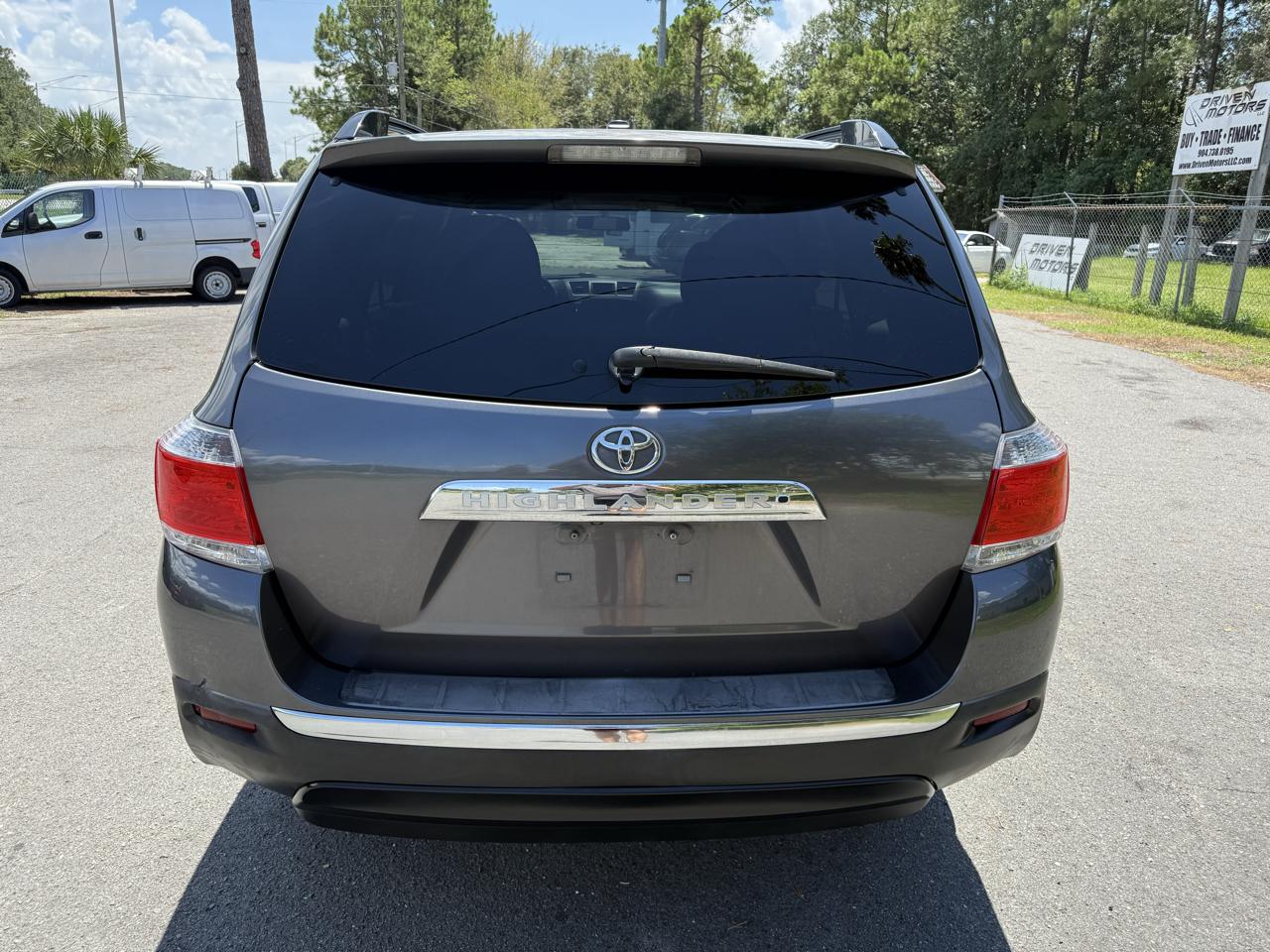 Toyota Highlander  2012