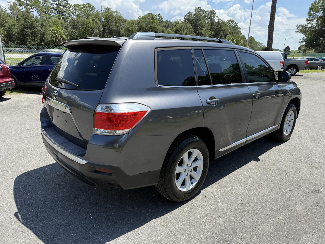 Toyota Highlander  2012
