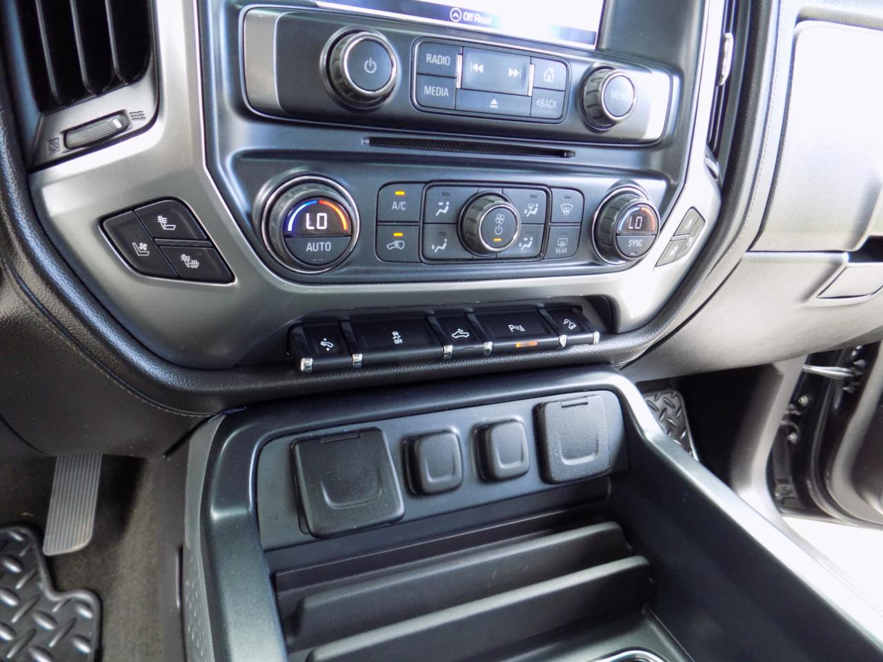 Chevrolet Silverado 1500 LTZ Z71 Crew Cab 4WD SWB 2016