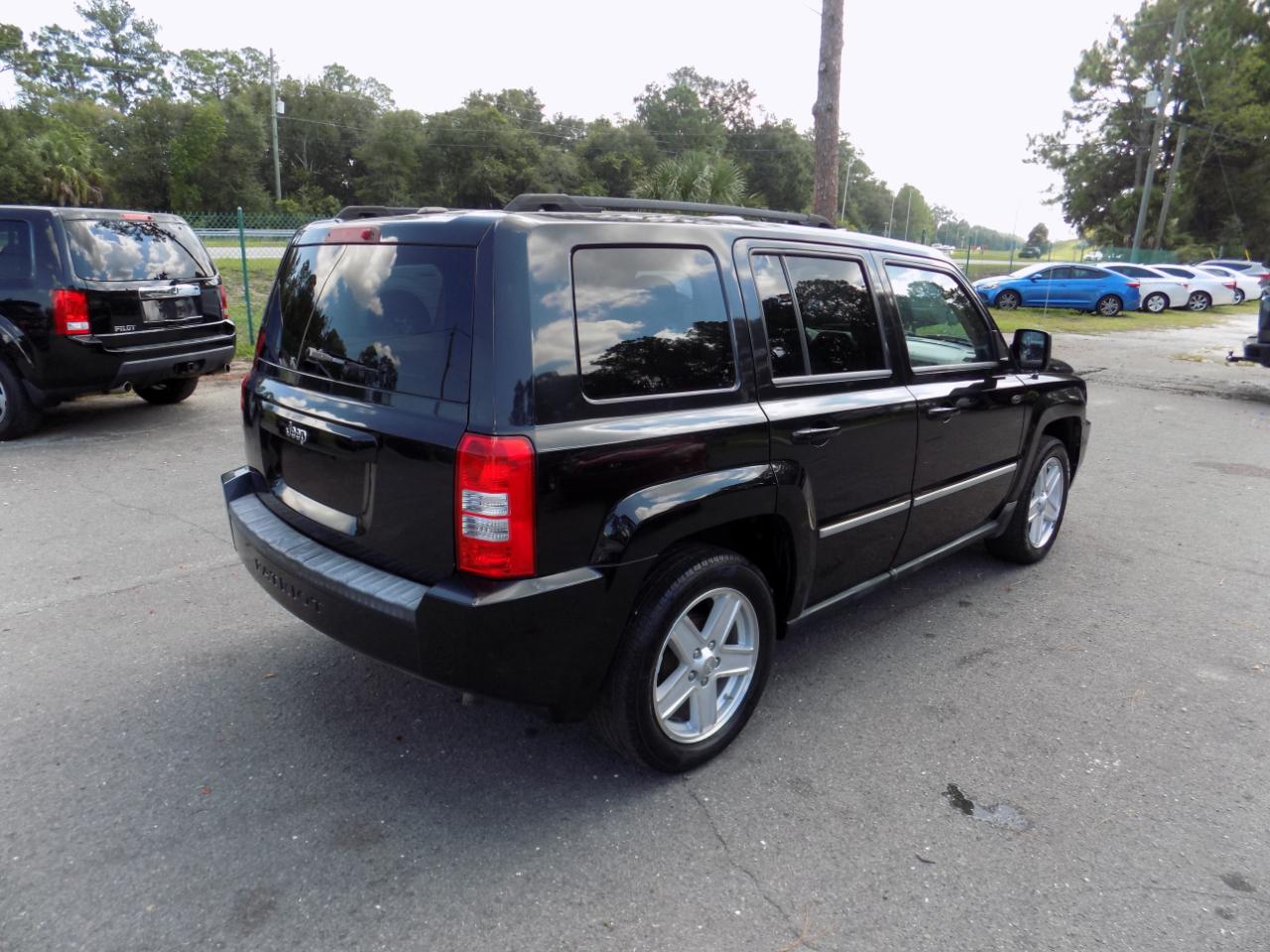 Jeep Patriot Sport 2WD 2010