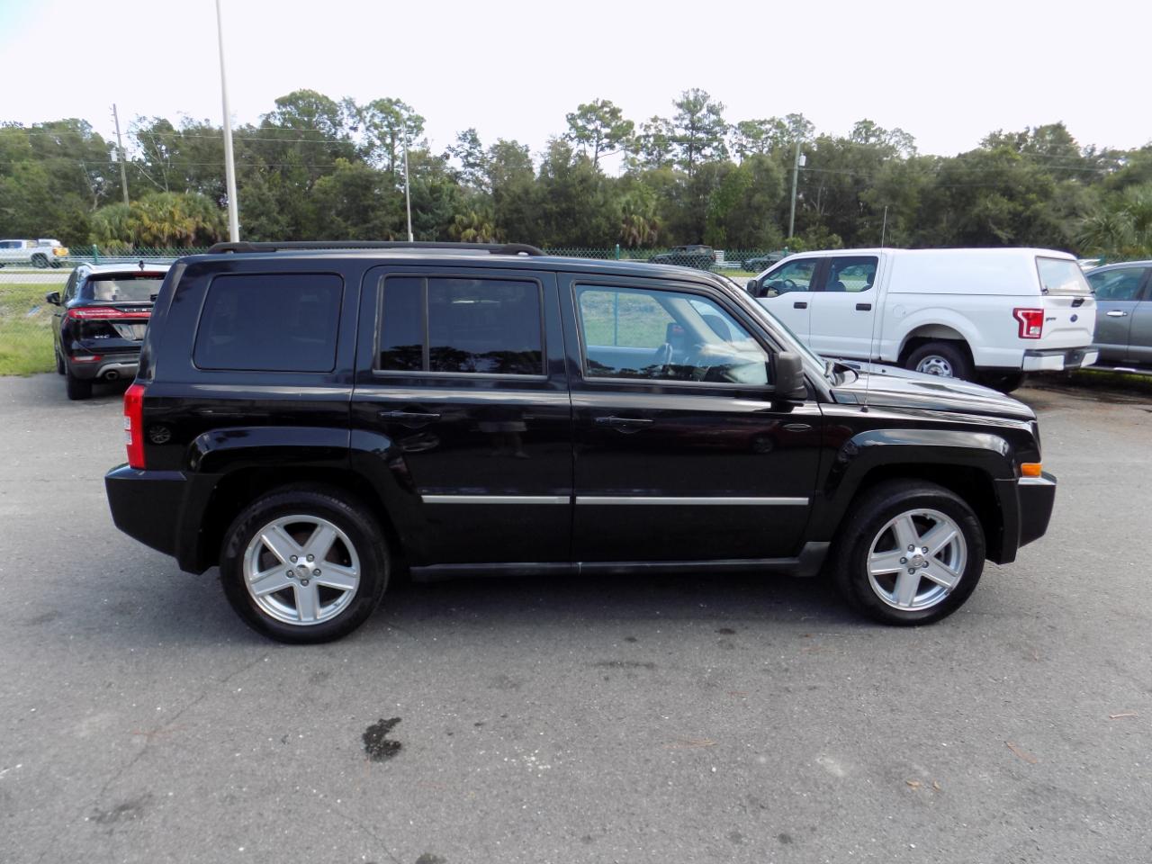 Jeep Patriot Sport 2WD 2010