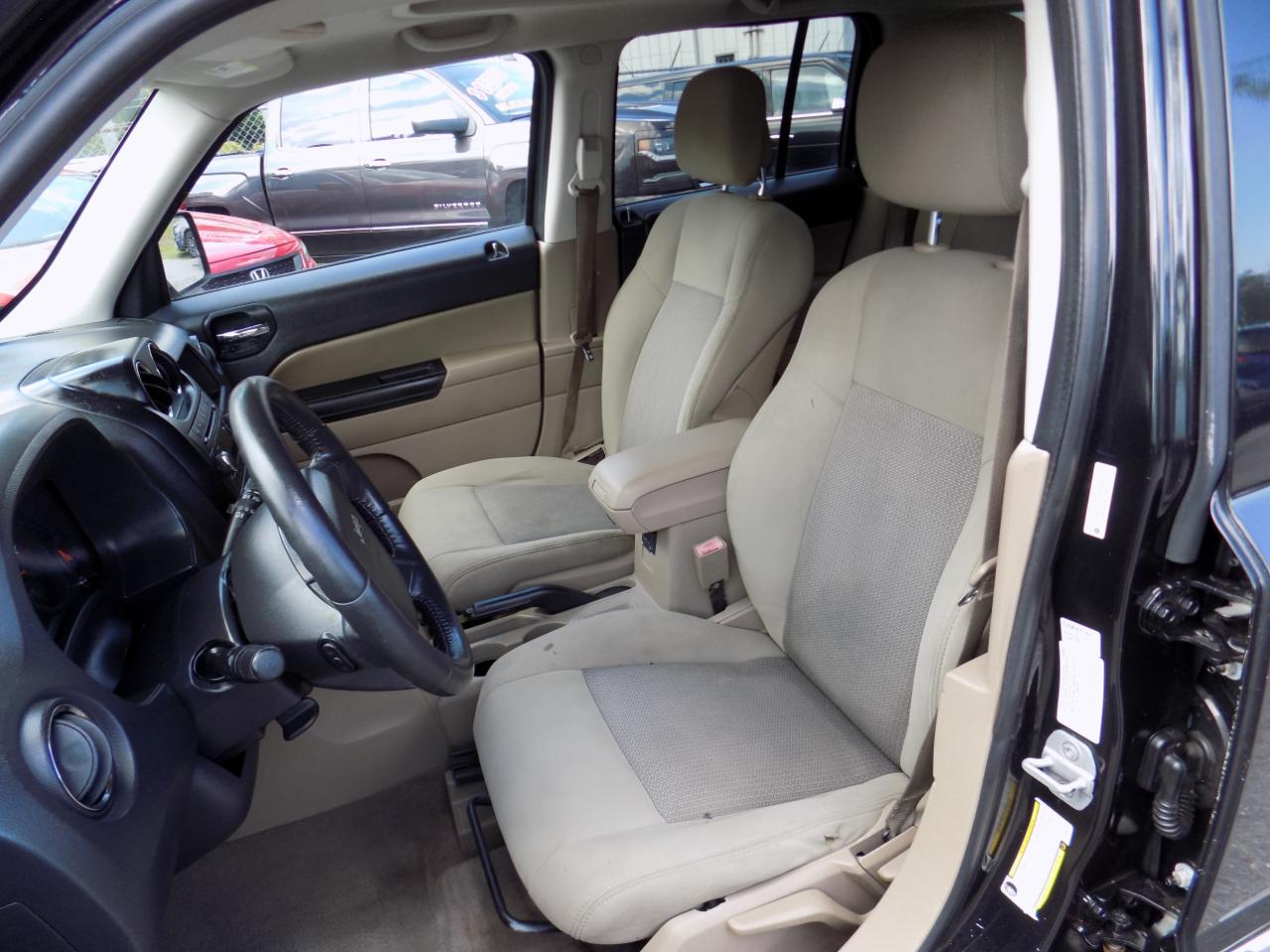 Jeep Patriot Sport 2WD 2010