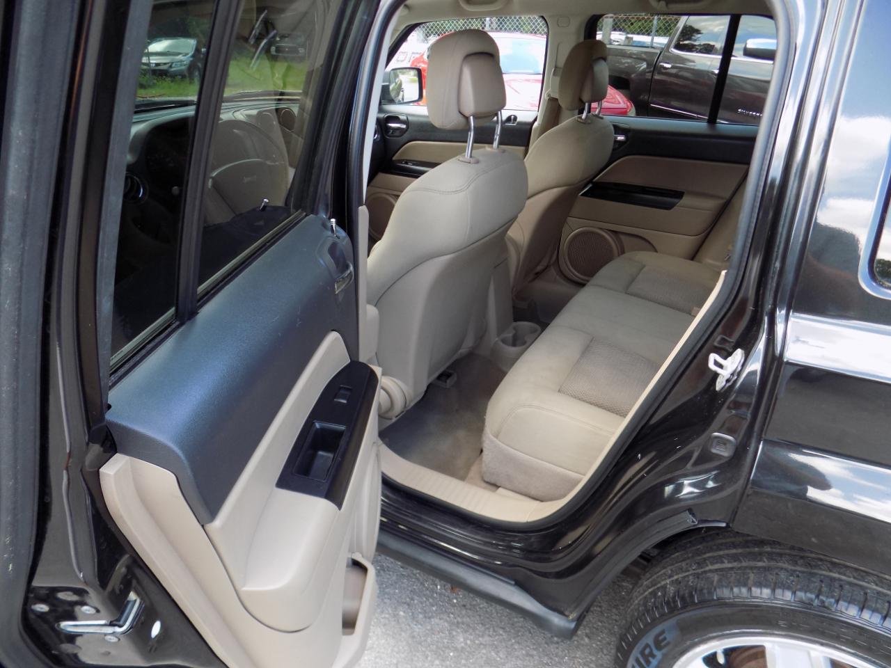 Jeep Patriot Sport 2WD 2010