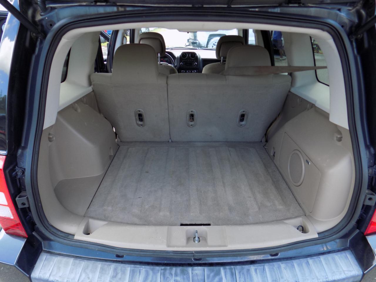Jeep Patriot Sport 2WD 2010