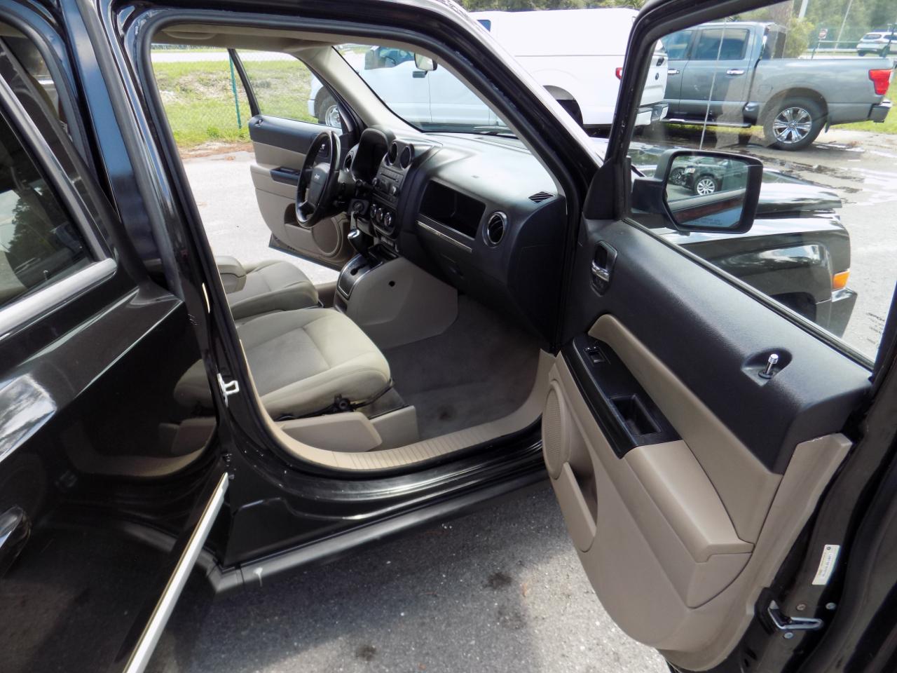 Jeep Patriot Sport 2WD 2010