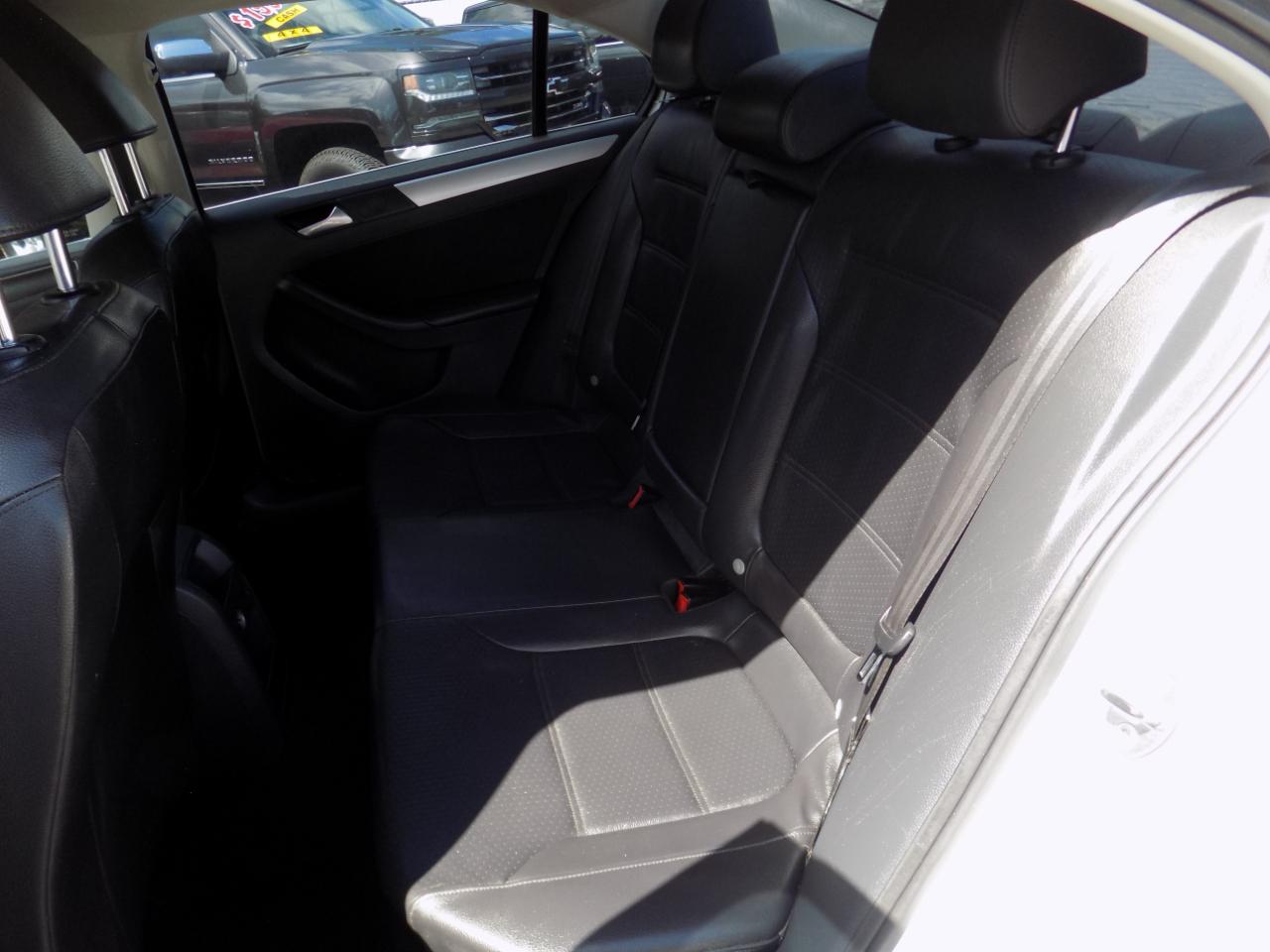 Volkswagen Jetta SE 2014