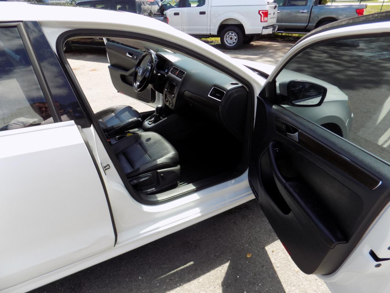 Volkswagen Jetta SE 2014