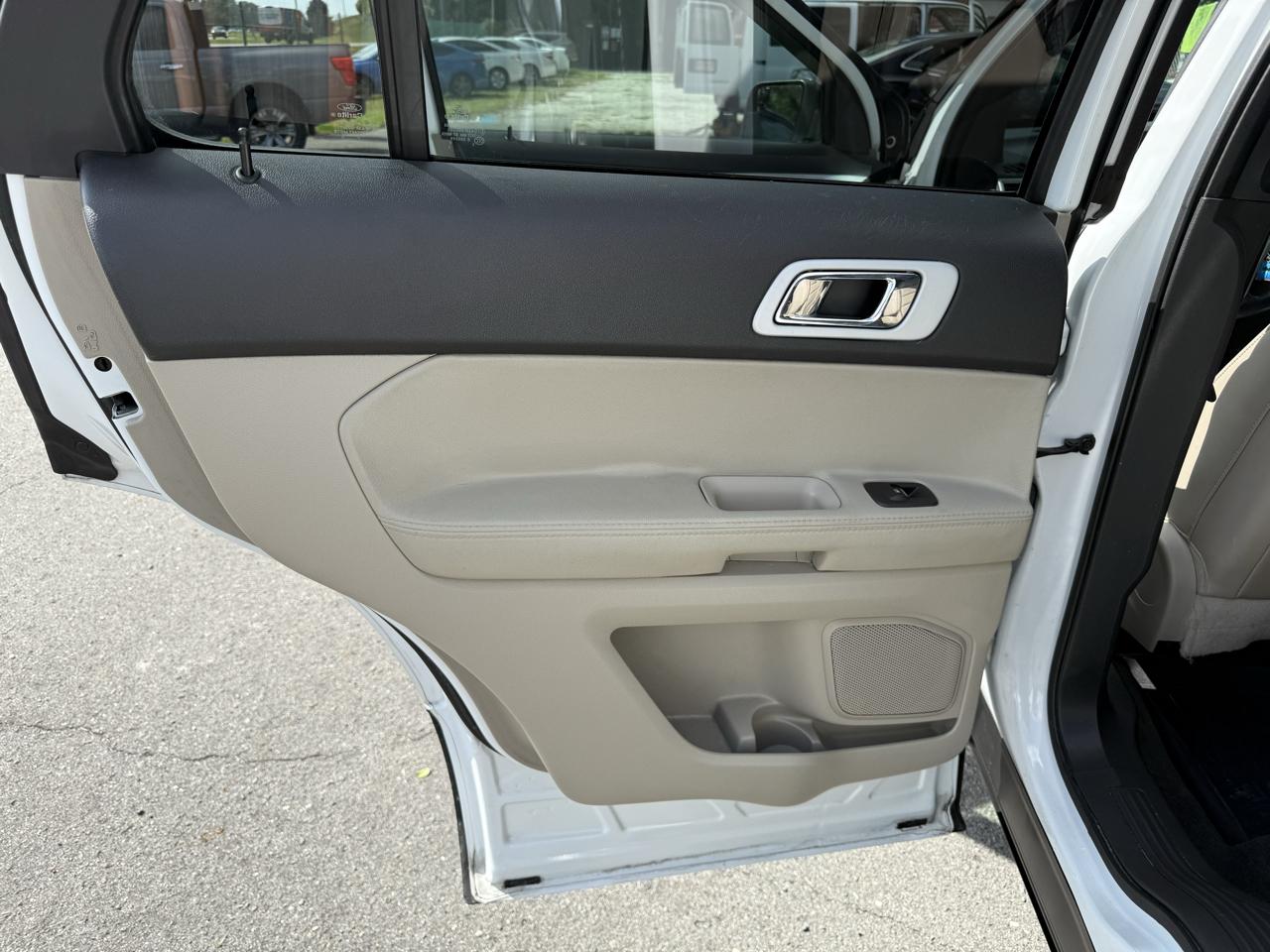 Ford Explorer XLT FWD 2013