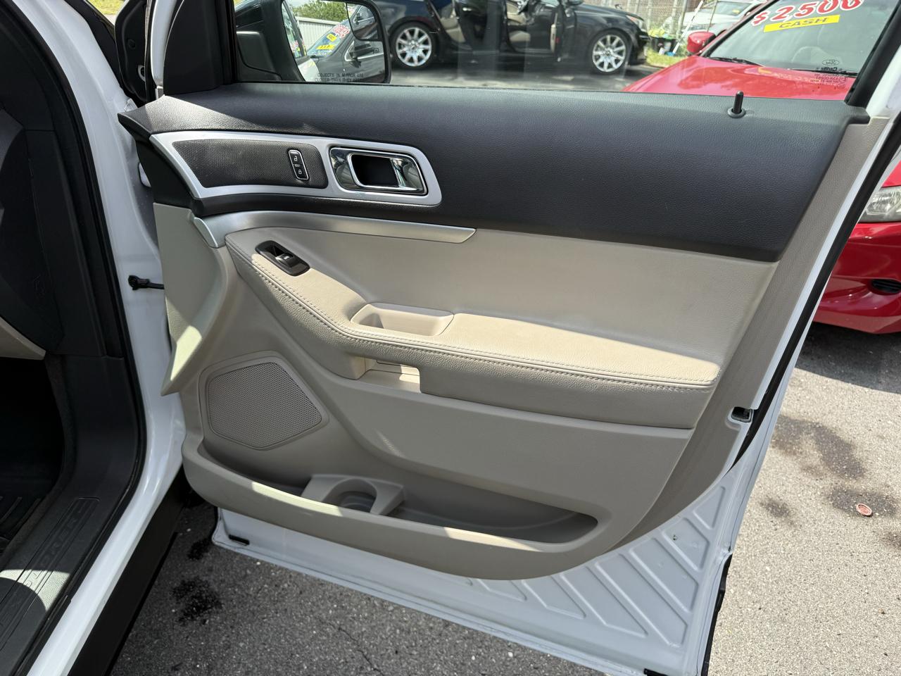 Ford Explorer XLT FWD 2013