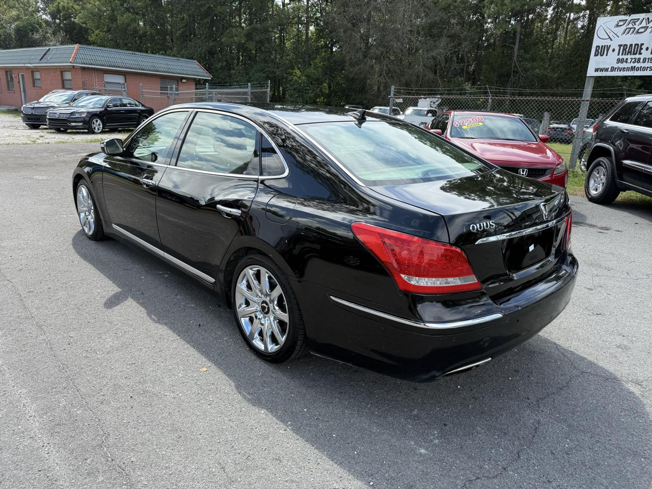 Hyundai Equus Signature 2012