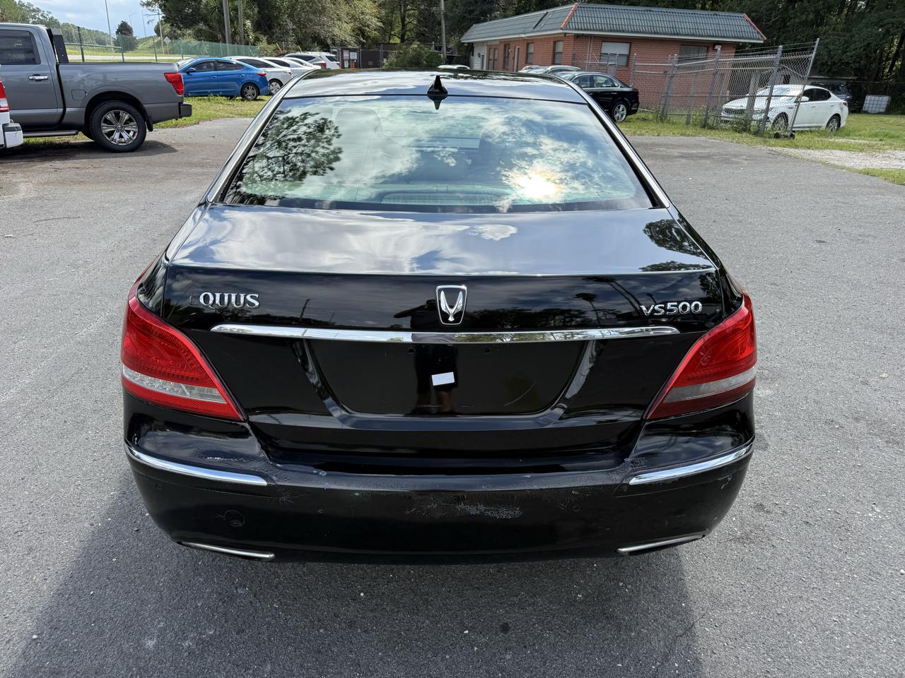 Hyundai Equus Signature 2012