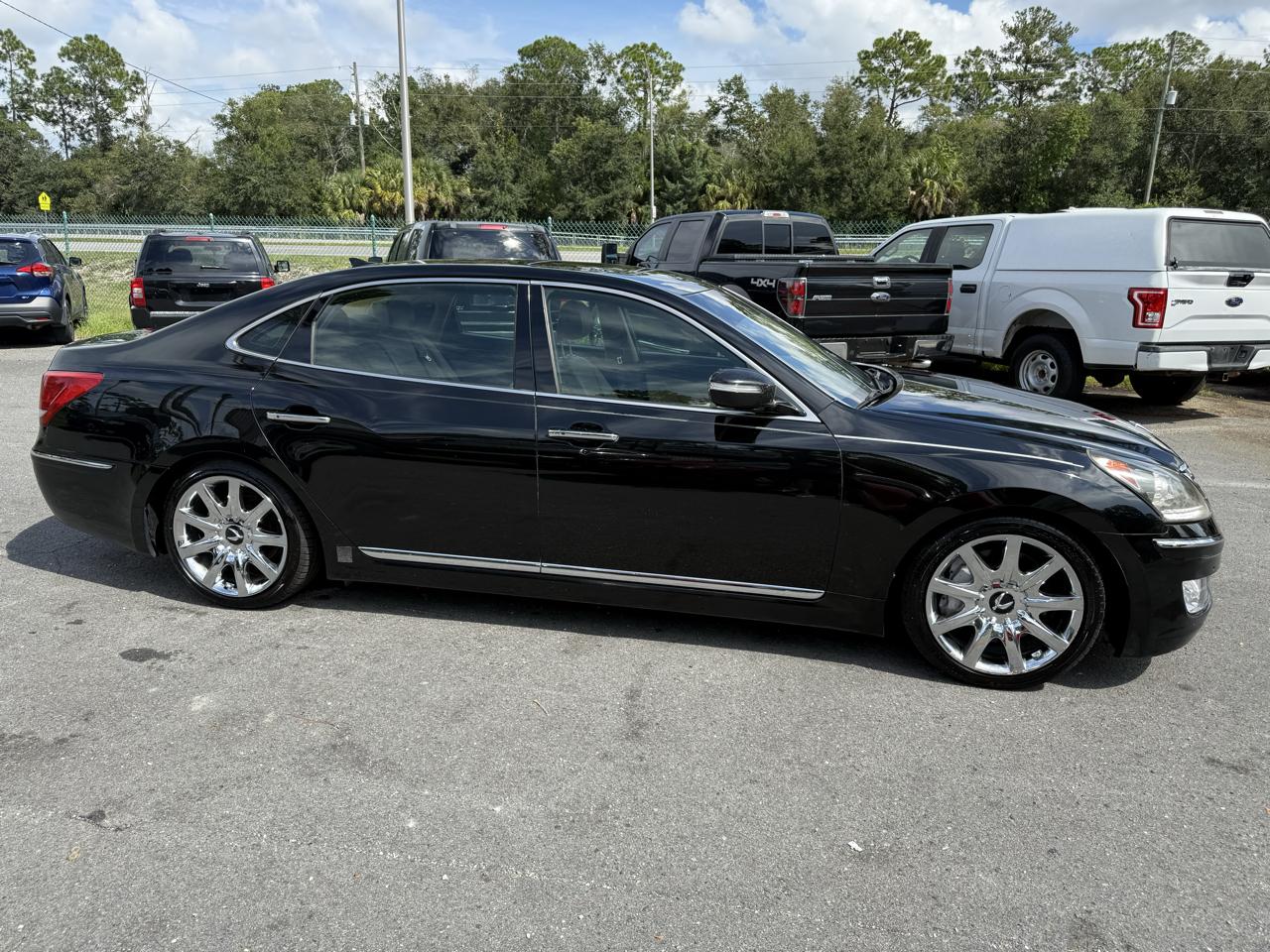 Hyundai Equus Signature 2012