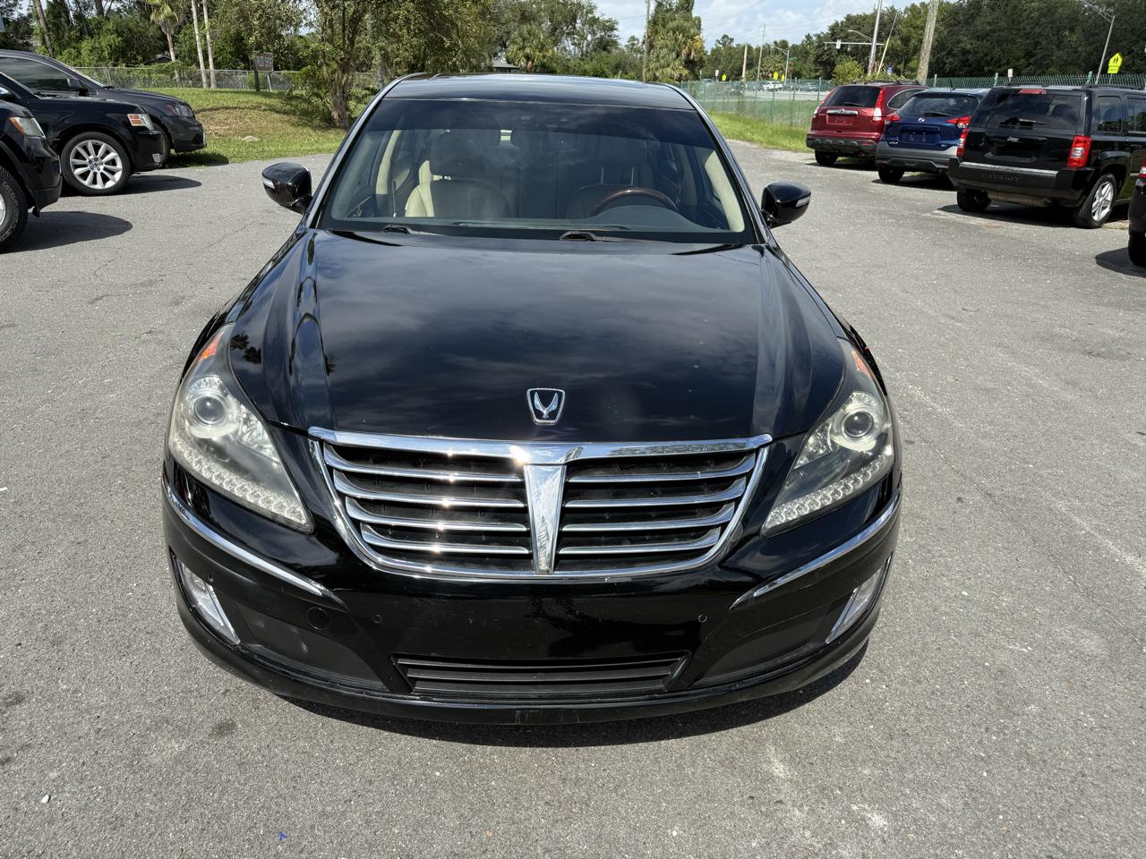 Hyundai Equus Signature 2012