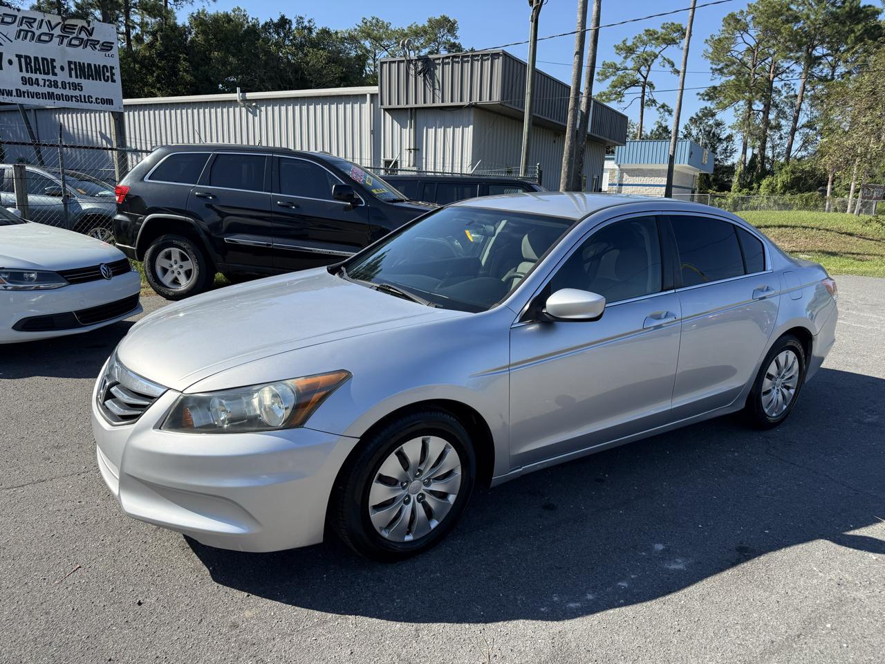 Honda Accord LX sedan AT 2011