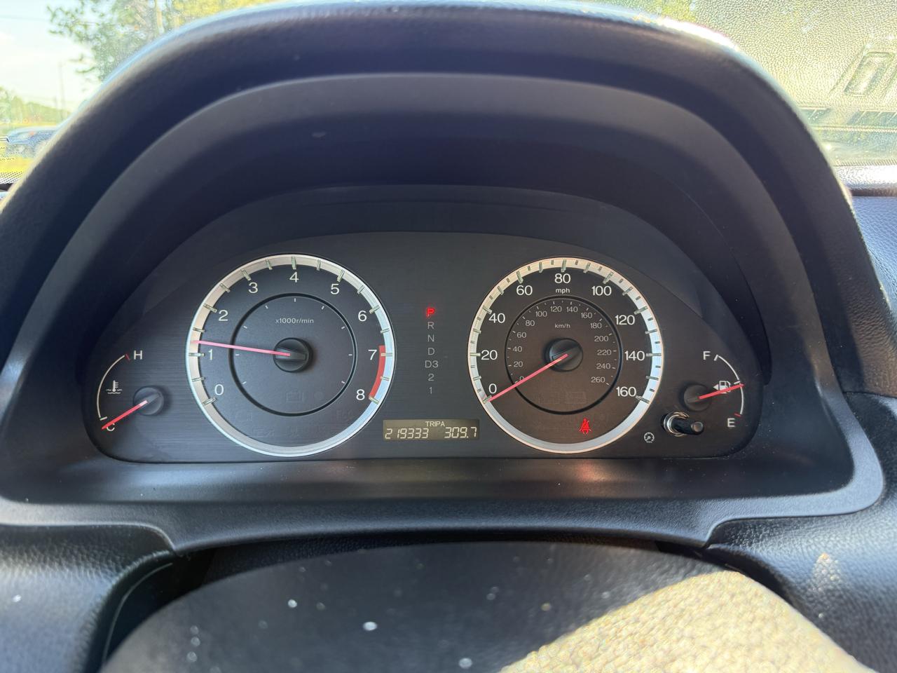 Honda Accord LX sedan AT 2011