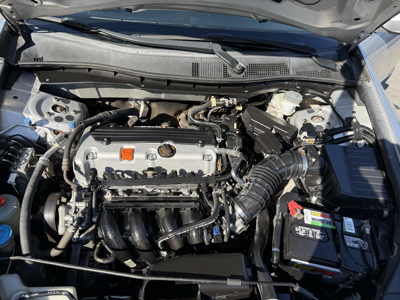 Honda Accord LX sedan AT 2011