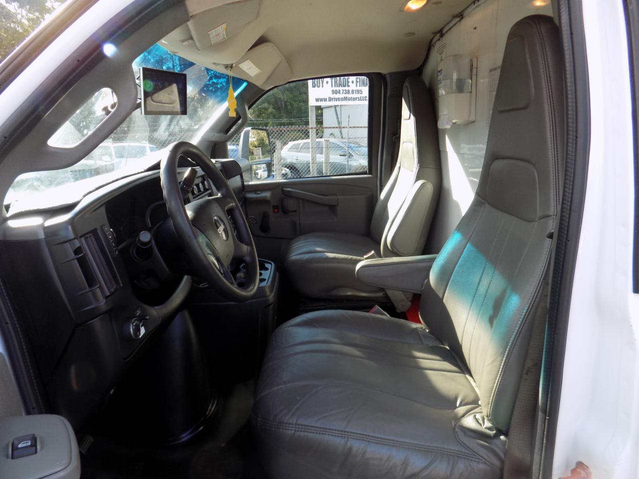 GMC Savana  2017