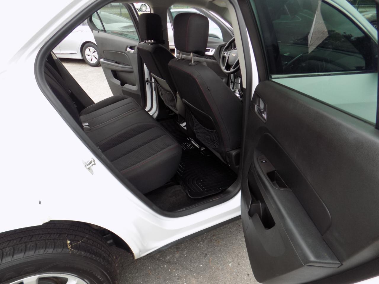 Chevrolet Equinox LS 2WD 2015