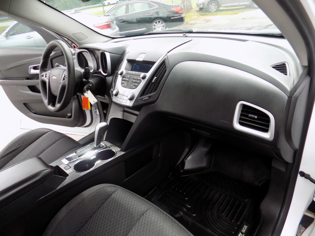 Chevrolet Equinox LS 2WD 2015