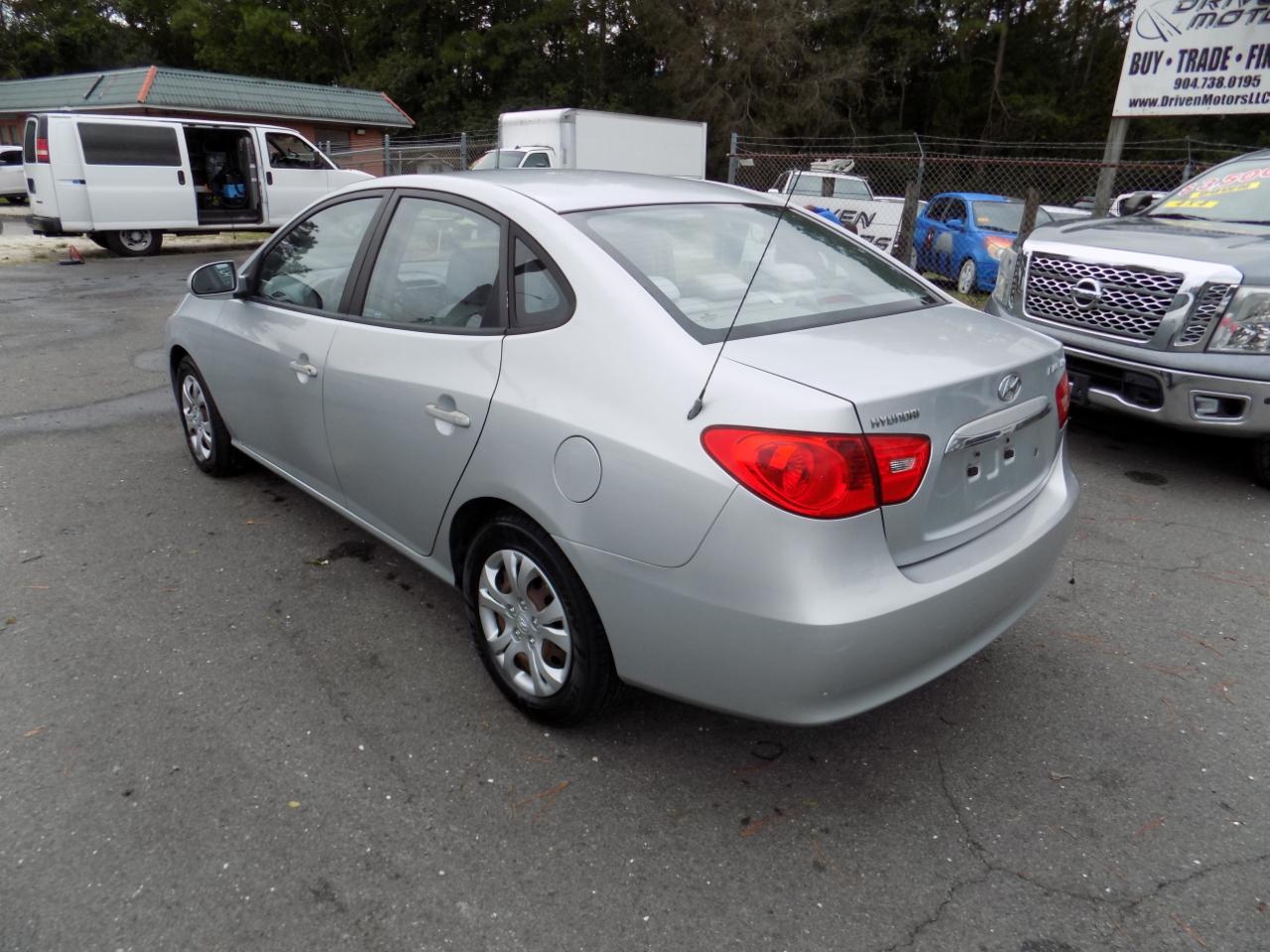 Hyundai Elantra SE 2010