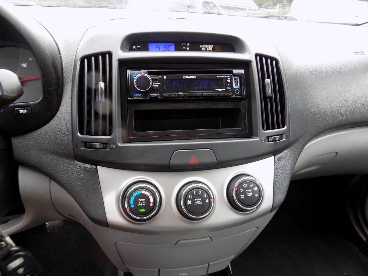 Hyundai Elantra SE 2010